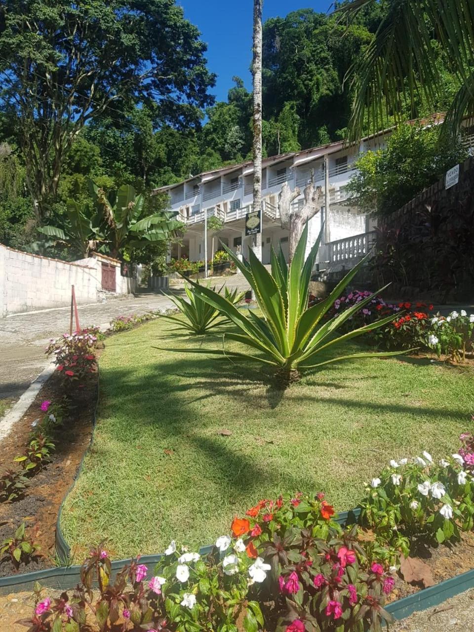 Pe Na Areia 350 Metros Da Pg Ubatuba Apartman Kültér fotó
